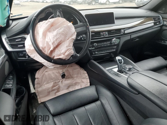 2019 BMW X6 xDrive35i with VIN 5UXKU2C5XK0Z62856, listed as a Copart auction lot 49813375 with 87,183 mi miles and Salvage Title. Bid and sale history available at carsss.com. Image 8.