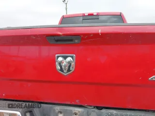 2015 Ram 2500 SLT with VIN 3C6TR5DT2FG576205, listed as a IAAI auction lot 42173472 with 334,933 mi miles. Bid and sale history available at carsss.com. Image 16.