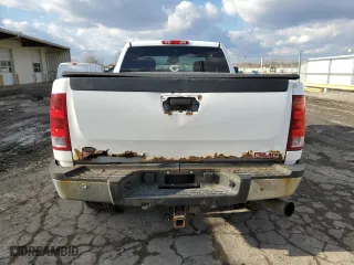 2013 GMC Sierra 2500HD SLE with VIN 1GT220C86DZ256570, listed as a Copart auction lot 45479185 with 233,422 mi miles and Salvage Title. Bid and sale history available at carsss.com. Image 6.