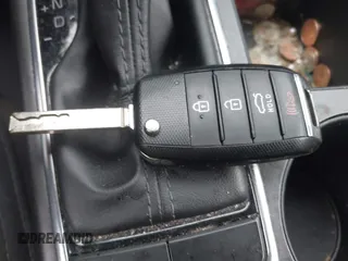 2017 Kia Optima LX с VIN 5XXGT4L34HG176823, выставлен на аукционе IAAI как лот 41102326 с пробегом 132 483 миль миль и . История ставок и продаж доступна на DreamBid. Изображение 11.