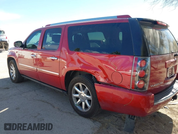 2014 GMC Yukon XL Denali with VIN 1GKS2MEF0ER219409, listed as a IAAI auction lot 41652010 with 184,171 mi miles. Bid and sale history available at carsss.com. Image 6.