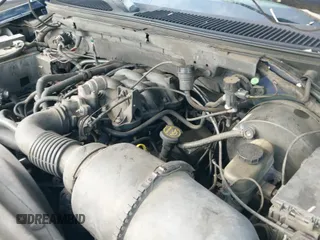 2004 Ford F-150 XL z VIN 2FTRX17264CA53784, wystawiony jako IAAI lot #42443644 z przebiegiem 194 796 mil mil oraz . Historia ofert i sprzedaży dostępna na DreamBid. Obrazek 19.