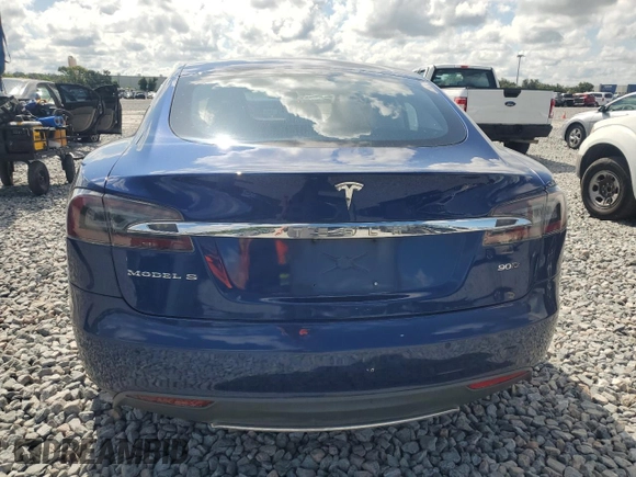 2016 Tesla Model S 90D with VIN 5YJSA1E29GF134975, listed as a Copart auction lot 61823295 with Not provided miles and Non repairable. Bid and sale history available at DreamBid. Image 6.