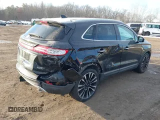2019 Lincoln MKC Reserve with VIN 5LMTJ3DH1KUL01408, listed as a IAAI auction lot 41396256 with 75,769 mi miles. Bid and sale history available at carsss.com. Image 4.