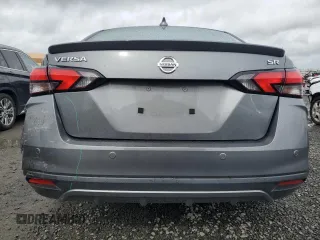 2021 Nissan Versa SR z VIN 3N1CN8FV7ML849554, wystawiony jako Copart lot #49705365 z przebiegiem 72 908 mil mil oraz Szkoda całkowita • Salvage title. Historia ofert i sprzedaży dostępna na DreamBid. Obrazek 6.
