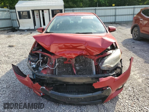 2014 Toyota Corolla L with VIN 2T1BURHEXEC053724, listed as a Copart auction lot 60952365 with 191,593 mi miles and Salvage title. Bid and sale history available at DreamBid. Image 5.