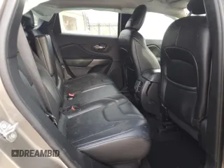 2021 Jeep Cherokee Limited с VIN 1C4PJMDX2MD126255, выставлен на аукционе Copart как лот 46519535 с пробегом 27 941 миль миль и На запчасти • Non repairable. История ставок и продаж доступна на DreamBid. Изображение 10.