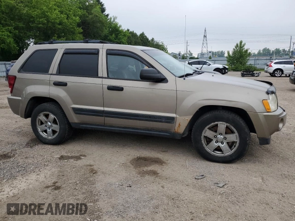 2005 Jeep Grand Cherokee Laredo с VIN 1J8HR48N85C586137, выставлен на аукционе Copart как лот 60071895 с пробегом Не указан миль и Чистый • Clean title. История ставок и продаж доступна на DreamBid. Изображение 4.