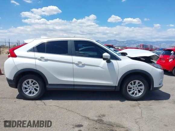 2019 Mitsubishi Eclipse Cross ES z VIN JA4AS3AA9KZ014205, wystawiony jako IAAI lot #42408043 z przebiegiem 107 639 mil mil oraz . Historia ofert i sprzedaży dostępna na DreamBid. Obrazek 14.