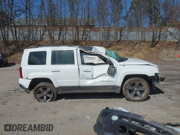 2015 Jeep Patriot High Altitude with VIN 1C4NJRFB1FD340159, listed as a IAAI auction lot 41769322 with 151,881 mi miles and . Bid and sale history available at carsss.com. Image 14.