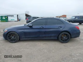 2019 Mercedes-Benz C 300 z VIN 55SWF8DB3KU296007, wystawiony jako IAAI lot #41563261 z przebiegiem 155 185 mil mil oraz . Historia ofert i sprzedaży dostępna na DreamBid. Obrazek 14.