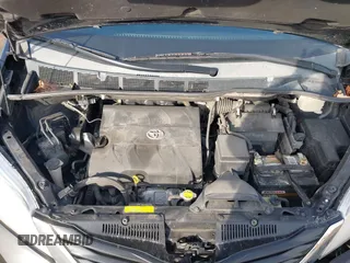 2011 Toyota Sienna LE AAS with VIN 5TDKK3DC4BS141226, listed as a IAAI auction lot 41786997 with 206,100 mi miles. Bid and sale history available at carsss.com. Image 10.