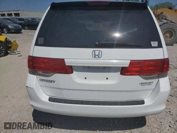 2010 Honda Odyssey LX z VIN 5FNRL3H2XAB110286, wystawiony jako Copart lot #46936125 z przebiegiem 127 979 mil mil oraz Czysty tytuł • Clean title. Historia ofert i sprzedaży dostępna na DreamBid. Obrazek 6.