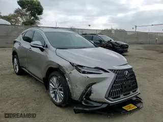 2025 Lexus NX with VIN 2T2GKCEZ6SC041433, listed as a Copart auction lot 43828265 with 1,343 mi miles and Salvage Title. Bid and sale history available at carsss.com. Image 11.