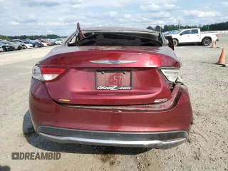 2015 Chrysler 200 Limited z VIN 1C3CCCAB3FN576736, wystawiony jako Copart lot #52708175 z przebiegiem 137 417 mil mil oraz Szkoda całkowita • Salvage title. Historia ofert i sprzedaży dostępna na DreamBid. Obrazek 6.