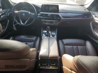 2018 BMW 5 Series 530i z VIN WBAJA5C58JWA38130, wystawiony jako Copart lot #48018525 z przebiegiem 133 533 mil mil oraz Szkoda całkowita • Salvage title. Historia ofert i sprzedaży dostępna na DreamBid. Obrazek 8.