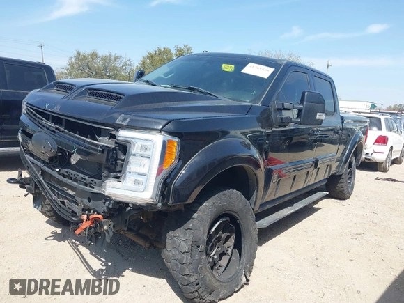 2018 Ford Super Duty F-250 SRW XL with VIN 1FT7W2BTXJEB99241, listed as a IAAI auction lot 41761108 with 215,843 mi miles. Bid and sale history available at carsss.com. Image 18.
