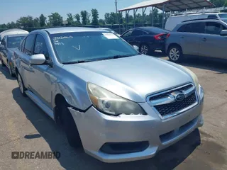 2013 Subaru Legacy Premium z VIN 4S3BMCC63D3034419, wystawiony jako IAAI lot #39636515 z przebiegiem 146 085 mil mil oraz . Historia ofert i sprzedaży dostępna na DreamBid. Obrazek 1.