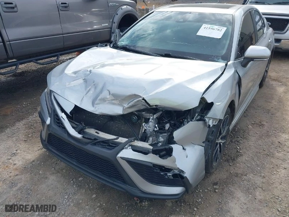 2021 Toyota Camry SE Nightshade with VIN 4T1G11AK2MU559612, listed as a IAAI auction lot 41596782 with 90,956 mi miles. Bid and sale history available at carsss.com. Image 6.