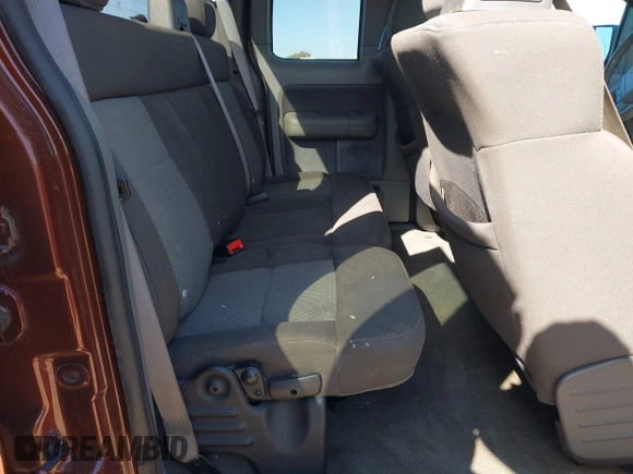 2006 Ford F-150 STX with VIN 1FTRX12W96KC21233, listed as a IAAI auction lot 41959711 with 312,198 mi miles. Bid and sale history available at carsss.com. Image 8.