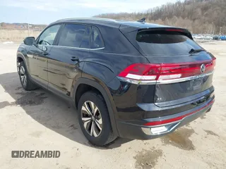 2024 Volkswagen Atlas SE z VIN 1V2LE2CA7RC230983, wystawiony jako IAAI lot #41786500 z przebiegiem 34 241 mil mil oraz . Historia ofert i sprzedaży dostępna na DreamBid. Obrazek 3.