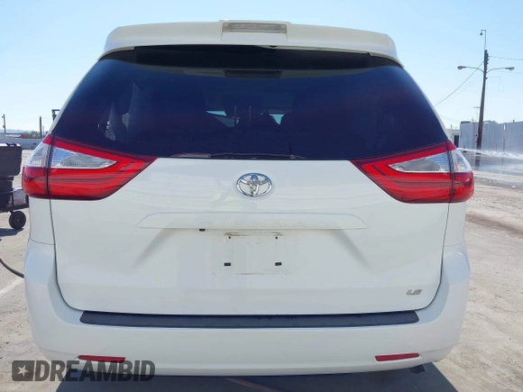 2018 Toyota Sienna LE Auto Access Seat с VIN 5TDKZ3DC3JS913810, выставлен на аукционе IAAI как лот 42476857 с пробегом Не указан миль и . История ставок и продаж доступна на DreamBid. Изображение 16.
