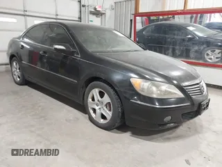 2008 Acura RL Tech Pkg with VIN JH4KB16668C000095, listed as a IAAI auction lot 40980440 with 190,396 mi miles. Bid and sale history available at carsss.com. Image 1.