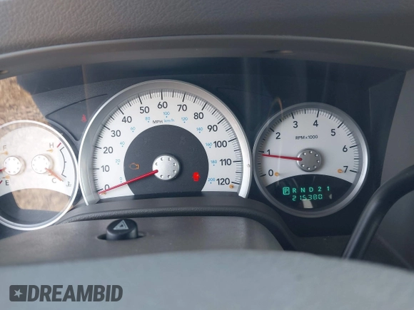 2005 Dodge Durango SLT with VIN 1D8HB48D35F565652, listed as a IAAI auction lot 42131932 with 215,380 mi miles and . Bid and sale history available at DreamBid. Image 7.