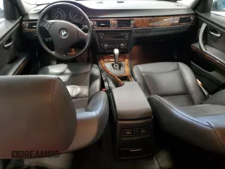 2008 BMW 3 Series 328xi z VIN WBAVC93588K039103, wystawiony jako Copart lot #52604335 z przebiegiem 149 843 mil mil oraz Nie do naprawy • Non repairable. Historia ofert i sprzedaży dostępna na DreamBid. Obrazek 8.
