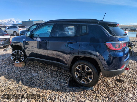 2018 Jeep Compass Trailhawk with VIN 3C4NJDDB4JT210479, listed as a Copart auction lot 50244035 with 11,111 mi miles and Salvage Title. Bid and sale history available at carsss.com. Image 2.