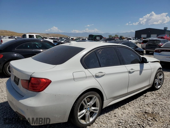 2013 BMW 3 Series 335i xDrive with VIN WBA3B9C59DF587947, listed as a Copart auction lot 58268305 with Not provided miles and Salvage title. Bid and sale history available at DreamBid. Image 3.