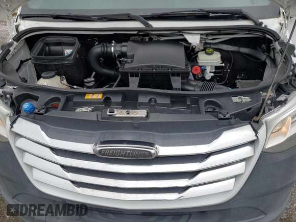 2019 Freightliner Sprinter z VIN WDRPF1CD2KT003551, wystawiony jako Copart lot #74924094 z przebiegiem 92 056 mil mil oraz Tytuł czysty. Historia ofert i sprzedaży dostępna na DreamBid. Obrazek 12.