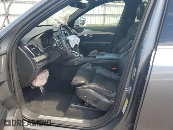 2017 Volvo XC90 R-Design with VIN YV4BC0PM5H1124535, listed as a Copart auction lot 70303614 with 113,984 mi miles and Salvage Title. Bid and sale history available at carsss.com. Image 7.