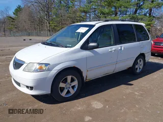 2002 Mazda MPV LX with VIN JM3LW28JX20307982, listed as a IAAI auction lot 41840236 with 171,753 mi miles and . Bid and sale history available at carsss.com. Image 2.