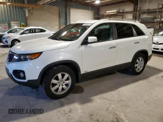 2012 Kia Sorento LX with VIN 5XYKTDA24CG218948, listed as a Copart auction lot 48046135 with 84,644 mi miles and Salvage Title. Bid and sale history available at carsss.com. Image 1.