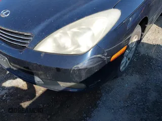 2004 Lexus ES 350 with VIN JTHBA30G445000983, listed as a IAAI auction lot 42221053 with 255,598 mi miles and . Bid and sale history available at DreamBid. Image 12.