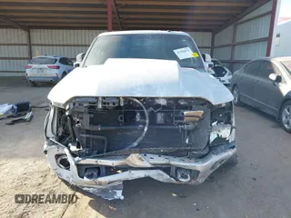 2011 Ford F-250 XL with VIN 1FT7W2BT8BEA73610, listed as a IAAI auction lot 41358875 with 261,563 mi miles and . Bid and sale history available at DreamBid. Image 12.