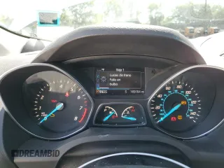 2013 Ford Escape SE z VIN 1FMCU9G99DUC73121, wystawiony jako Copart lot #57966605 z przebiegiem 169 764 mil mil oraz Szkoda całkowita • Salvage title. Historia ofert i sprzedaży dostępna na DreamBid. Obrazek 9.