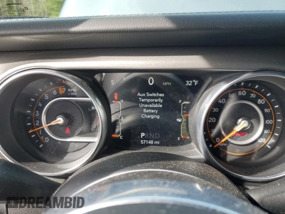 2018 Jeep Wrangler Unlimited Sahara z VIN 1C4HJXEG4JW285606, wystawiony jako Copart lot #49254405 z przebiegiem 57 148 mil mil oraz Szkoda całkowita • Salvage title. Historia ofert i sprzedaży dostępna na DreamBid. Obrazek 9.