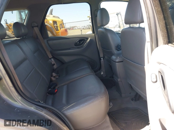 2002 Ford Escape XLT Choice с VIN 1FMYU03132KB02925, выставлен на аукционе IAAI как лот 42686731 с пробегом 171 171 миль миль и . История ставок и продаж доступна на DreamBid. Изображение 8.