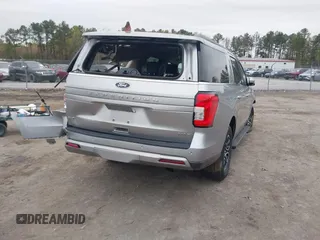 2024 Ford Expedition Max XLT z VIN 1FMJK1J84REA24967, wystawiony jako IAAI lot #41934342 z przebiegiem 39 188 mil mil oraz . Historia ofert i sprzedaży dostępna na DreamBid. Obrazek 4.