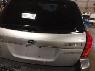 2005 Subaru Legacy Wagon (Natl) Outback with VIN 4S4BP61CX57361228, listed as a IAAI auction lot 41822887 with 214,655 mi miles. Bid and sale history available at carsss.com. Image 6.