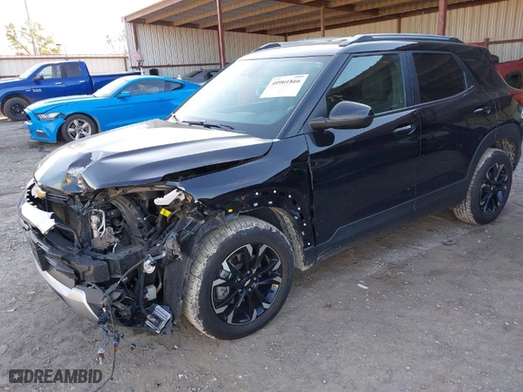 2022 Chevrolet TrailBlazer LT with VIN KL79MPSL0NB061742, listed as a IAAI auction lot 40901866 with 69,340 mi miles. Bid and sale history available at carsss.com. Image 2.