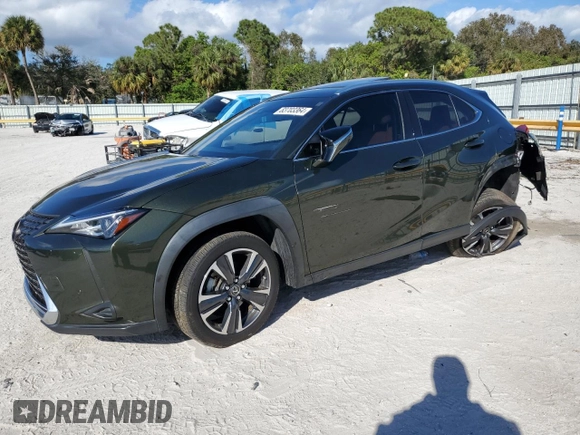 2021 Lexus UX 200 with VIN JTHP3JBH2M2044864, listed as a Copart auction lot 83703364 with 32,416 mi miles and Salvage title. Bid and sale history available at DreamBid. Image 1.