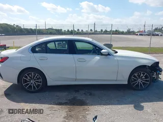 2022 BMW 3 Series 330i with VIN 3MW5R1J04N8C75820, listed as a IAAI auction lot 41702506 with 17,421 mi miles. Bid and sale history available at carsss.com. Image 14.