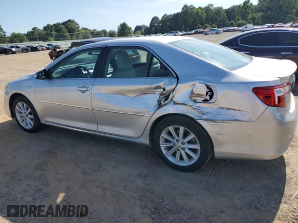 2012 Toyota Camry XLE z VIN 4T1BD1FK6CU010214, wystawiony jako Copart lot #57690544 z przebiegiem 77 943 mil mil oraz Szkoda całkowita • Salvage title. Historia ofert i sprzedaży dostępna na DreamBid. Obrazek 2.