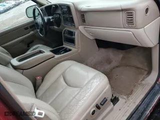 2004 Chevrolet Suburban LT with VIN 1GNFK16Z64J175067, listed as a Copart auction lot 79857884 with 268,989 mi miles and Salvage Title. Bid and sale history available at carsss.com. Image 8.