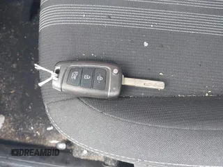 2021 Hyundai Venue Denim z VIN KMHRC8A31MU093143, wystawiony jako IAAI lot #41541572 z przebiegiem 24 804 mil mil oraz . Historia ofert i sprzedaży dostępna na DreamBid. Obrazek 11.