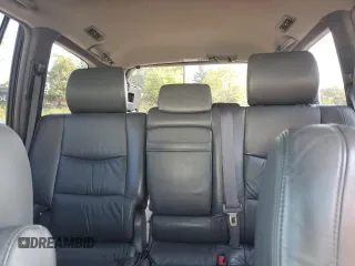 2007 Lexus GX 470 with VIN JTJBT20X570136141, listed as a Copart auction lot 69429934 with 177,016 mi miles and Clean Title. Bid and sale history available at carsss.com. Image 10.