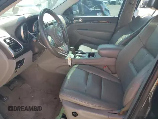 2011 Jeep Grand Cherokee Laredo z VIN 1J4RR4GG9BC614502, wystawiony jako Copart lot #64179275 z przebiegiem 189 284 mil mil oraz Czysty tytuł • Clean title. Historia ofert i sprzedaży dostępna na DreamBid. Obrazek 7.
